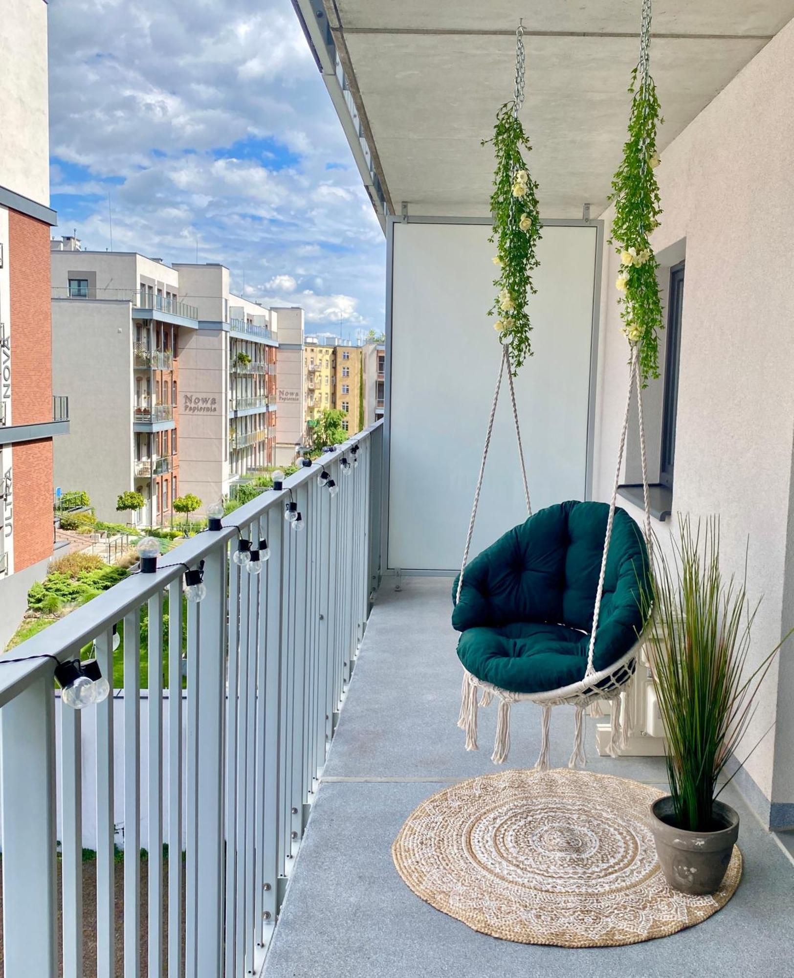 Grey House + Free Parking Breslavia